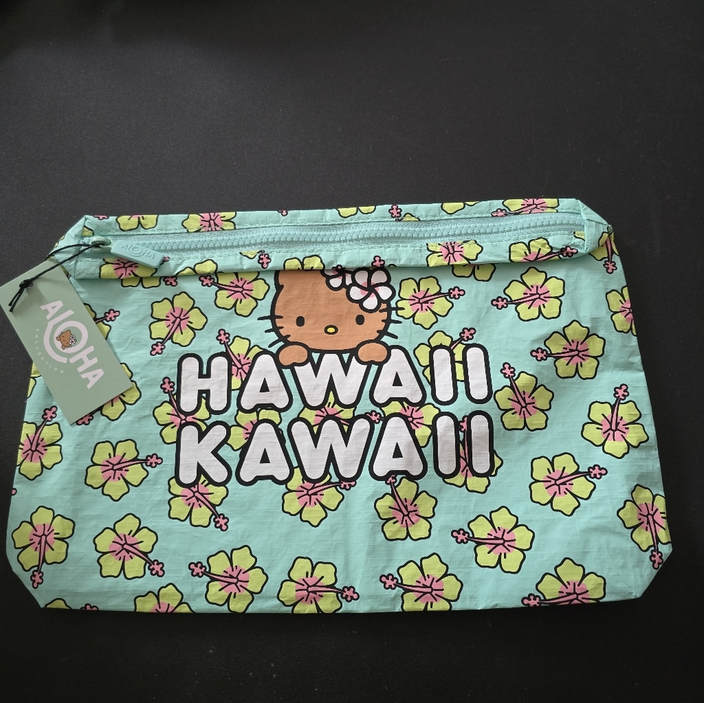 ALOHA Collection X Hello Kitty Mid Pouch Sunkissed